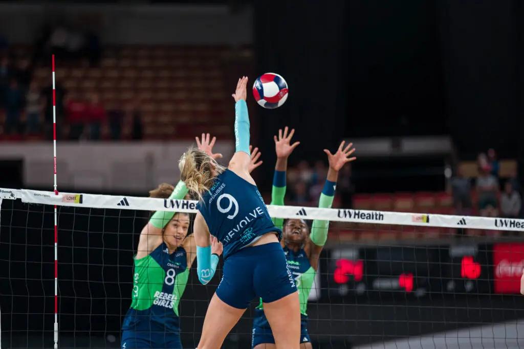 San Diego vs Indy: A Clash of Styles