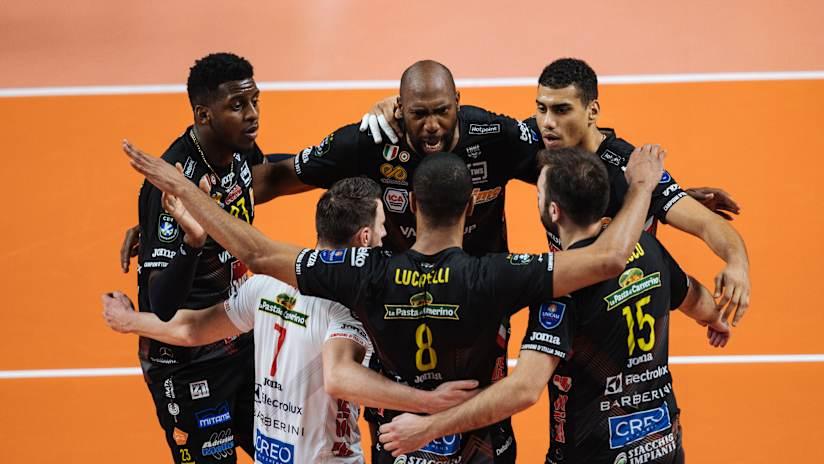 Italy Dominates U.S. in VNL Showdown
